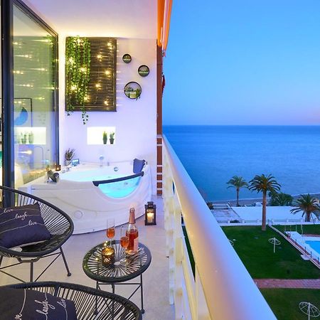 Suite Del Mar Luxury Apartment With Jacuzzi Torremolinos Exteriör bild