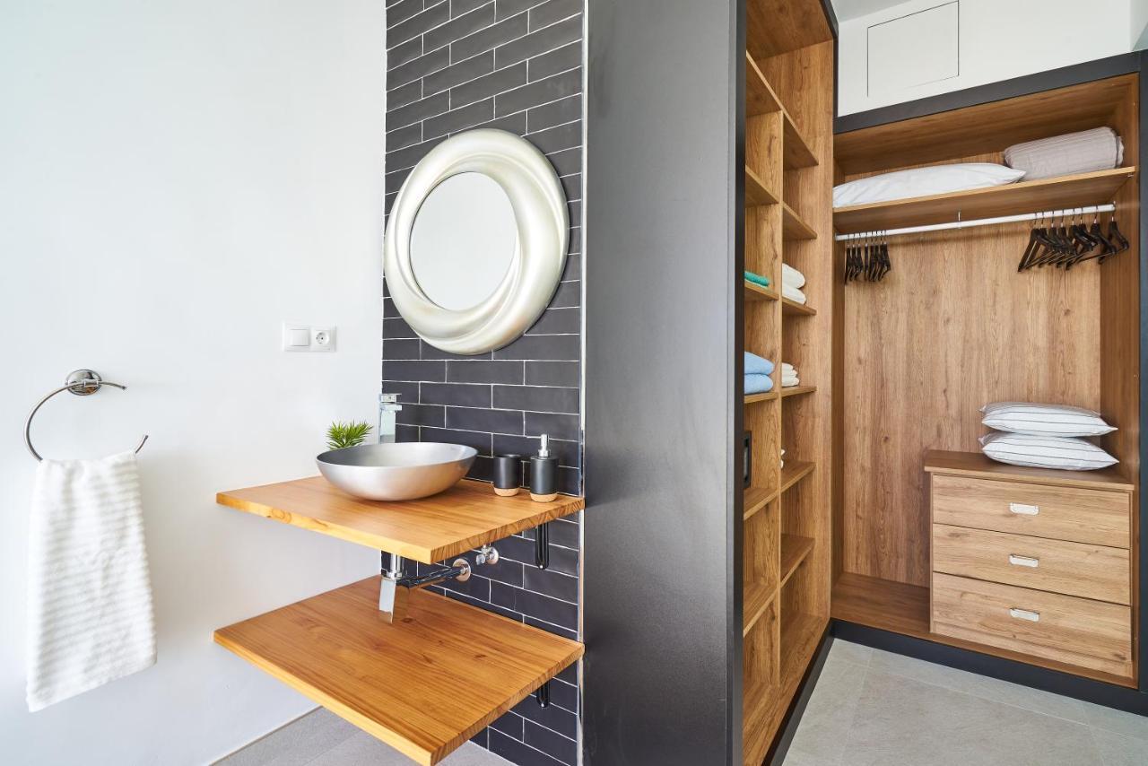 Suite Del Mar Luxury Apartment With Jacuzzi Torremolinos Exteriör bild