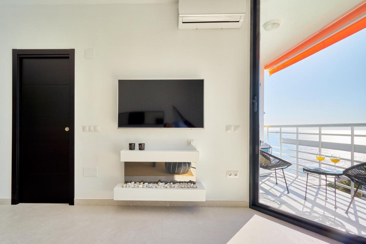 Suite Del Mar Luxury Apartment With Jacuzzi Torremolinos Exteriör bild