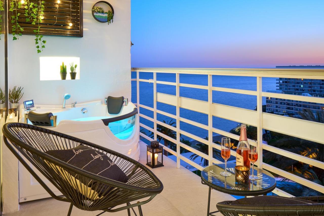 Suite Del Mar Luxury Apartment With Jacuzzi Torremolinos Exteriör bild