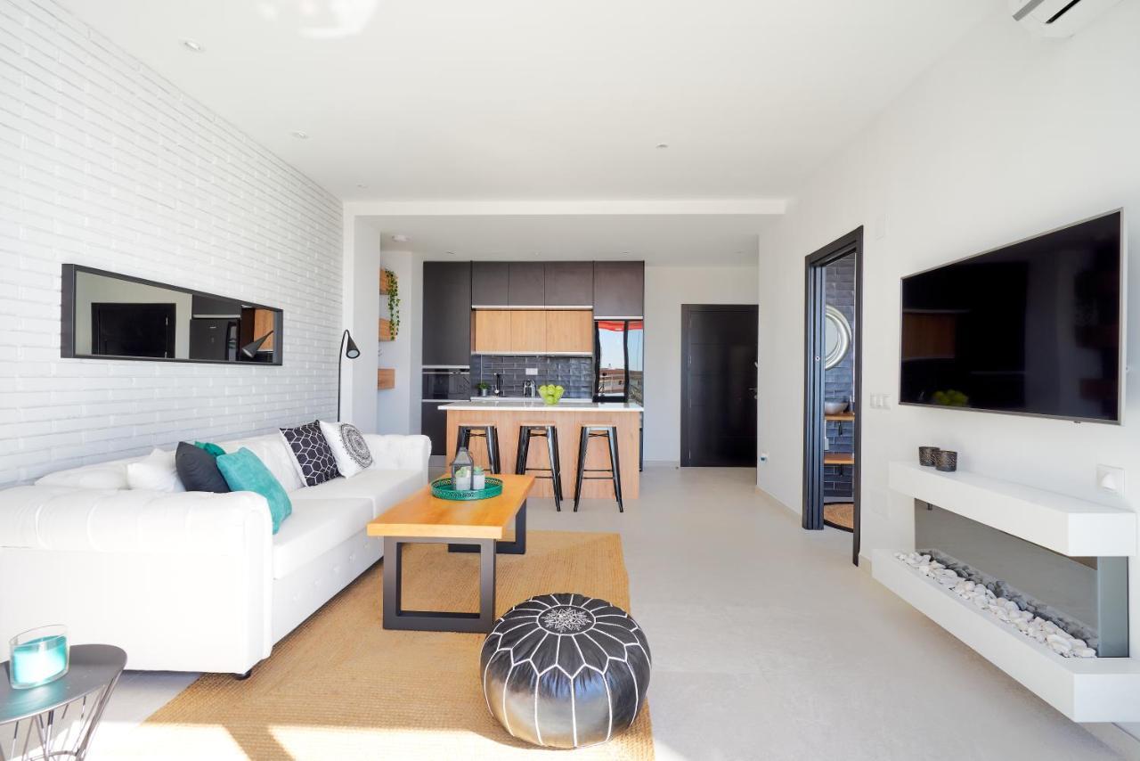Suite Del Mar Luxury Apartment With Jacuzzi Torremolinos Exteriör bild